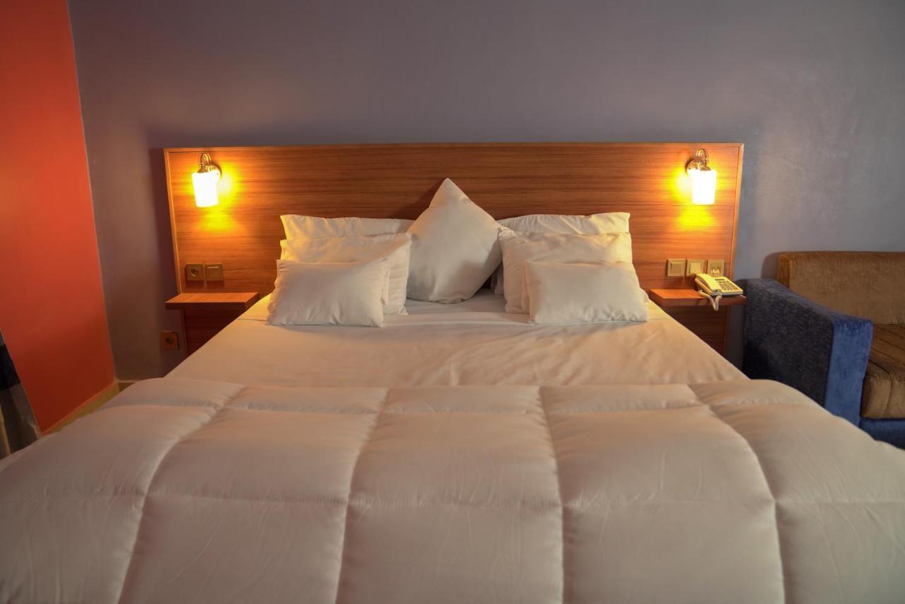 Hotel Dialali Nouakchott Esterno foto